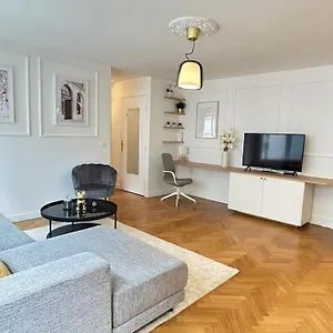 Sublime Flat - Heart Of - Le Marais Paris